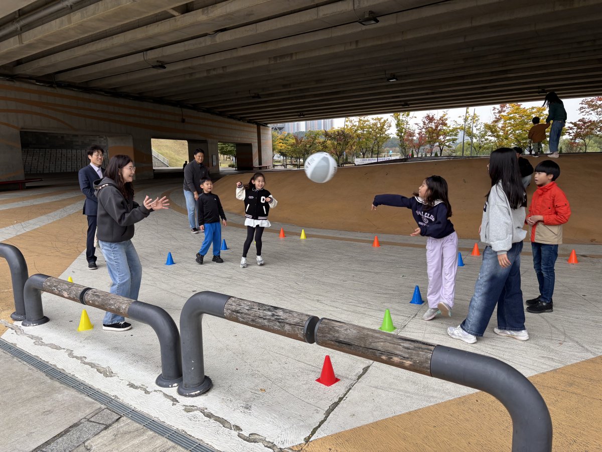 은♡ 유초등부-25.10.26 유초등부 야외예배-72975504867.jpg