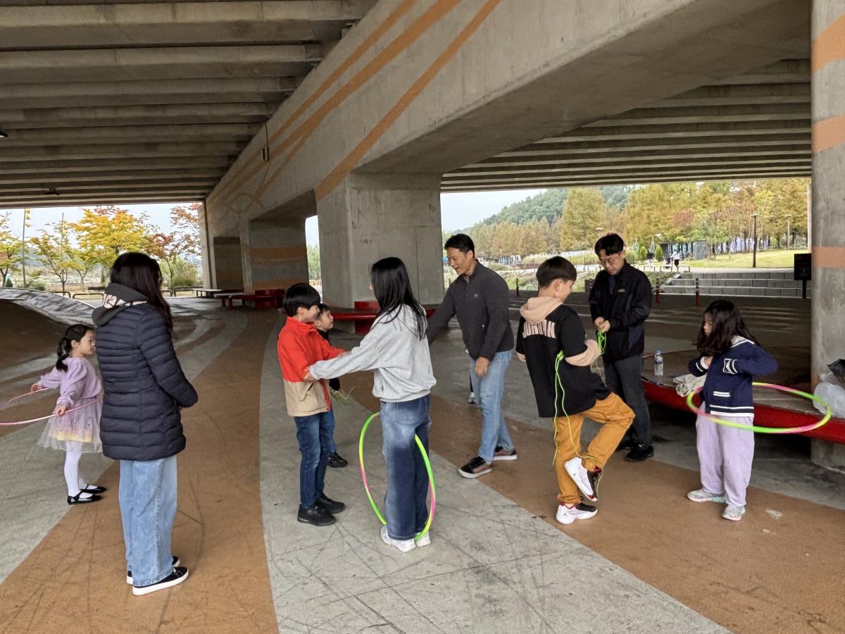 은♡ 유초등부-25.10.26 유초등부 야외예배-72975504399.jpg