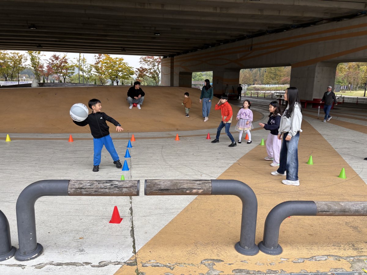 은♡ 유초등부-25.10.26 유초등부 야외예배-72975504863.jpg